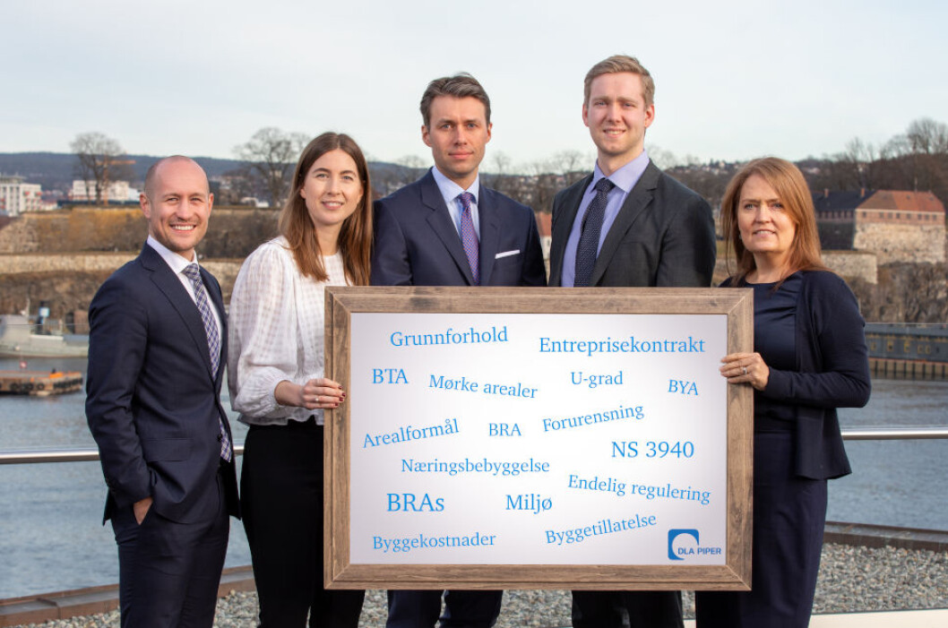 REDEGJØR FOR TERMINOLOGIEN: F.v. senioradvokat Ola Rundfloen, advokatfullmektig Hanne Hommedal, partner Magnus L. Lutnæs, advokatfullmektig Mathias Erlien og partner Tone Gjertsen. Medforfatter Tommy Bruun var ikke til stede da bildet ble tatt. Alle er tilknyttet DLA Piper. REDEGJØR FOR TERMINOLOGIEN: F.v. senioradvokat Ola Rundfloen, advokatfullmektig Hanne Hommedal, partner Magnus L. Lutnæs, advokatfullmektig Mathias Erlien og partner Tone Gjertsen. Medforfatter Tommy Bruun var ikke til stede da bildet ble tatt. Alle er tilknyttet DLA Piper.