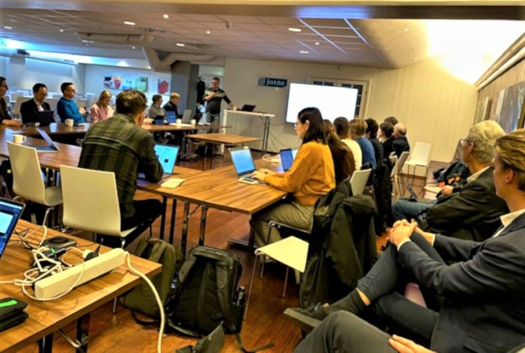 STOR INTERESSE: Fra etableringsmøtet i regi av Jotne EPM for et nytt prosjekt knyttet til arkivering av data for digitale tvillinger og BIM. STOR INTERESSE: Fra etableringsmøtet i regi av Jotne EPM for et nytt prosjekt knyttet til arkivering av data for digitale tvillinger og BIM.