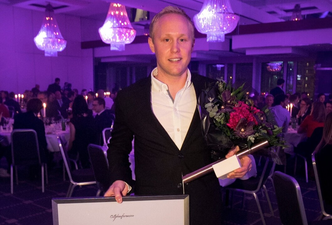 Vinneren av Cityglød 2018 mottar prisen. Foto: Frank Holtschlag. Vinneren av Cityglød 2018 mottar prisen. Foto: Frank Holtschlag.