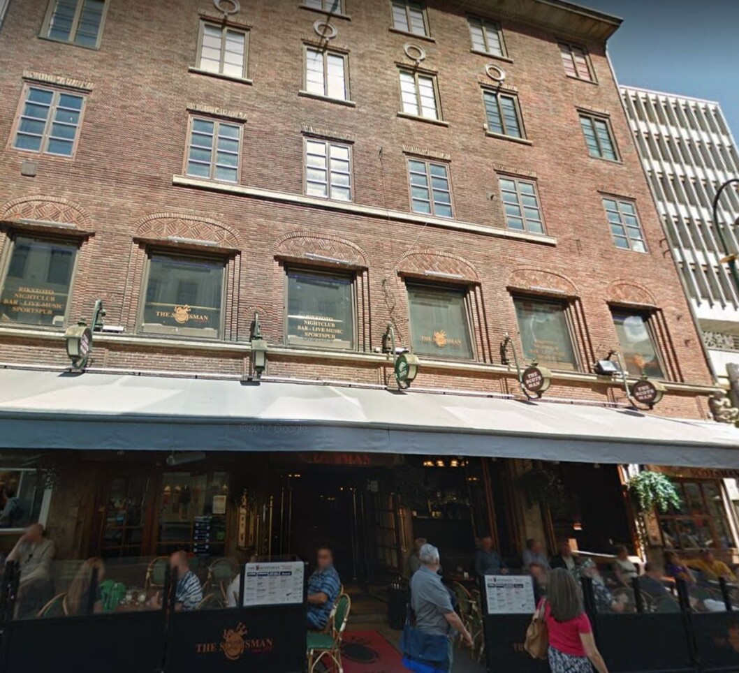 Det er ikke ofte eiendommene i Karl Johans gate kommer for salg. Nå har Wahl Eiendom sikret seg en av de. (Foto.: Google Street View) Det er ikke ofte eiendommene i Karl Johans gate kommer for salg. Nå har Wahl Eiendom sikret seg en av de. (Foto.: Google Street View)