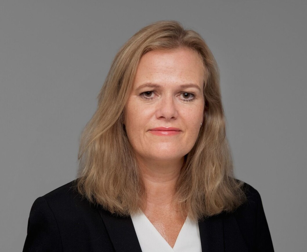 Kari-Ann Mosti går til Grette. Kari-Ann Mosti går til Grette.