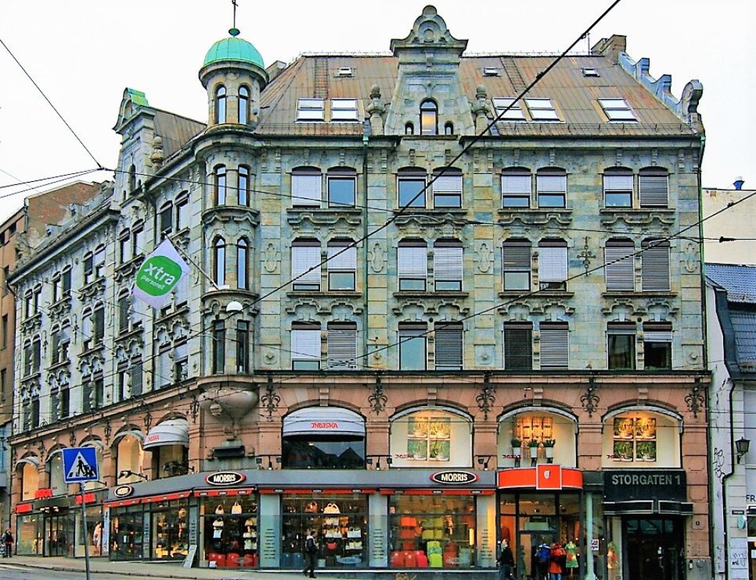 SENTRUMSTVIST: Sparebank 1 Forsikring AS krevde entreprenøren for 9,5 millioner kroner for mangler ved oppgraderingen av Storgata 1 i Oslo sentrum, men fikk liten støtte av Oslo tingrett.(Wikipedia Public domain) SENTRUMSTVIST: Sparebank 1 Forsikring AS krevde entreprenøren for 9,5 millioner kroner for mangler ved oppgraderingen av Storgata 1 i Oslo sentrum, men fikk liten støtte av Oslo tingrett.(Wikipedia Public domain)