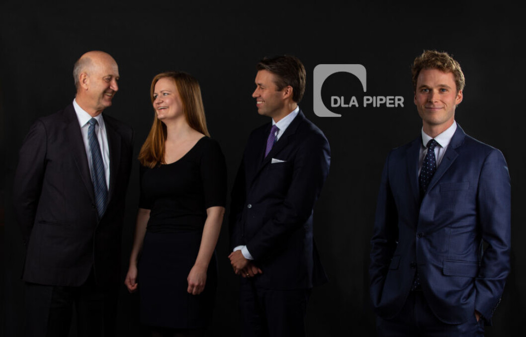 FORDELER OG ULEMPER: Det er både fordeler og ulemper med tinglysing og pantsettelse av leieavtalen, sier f.v. Bjørn Slaatta (partner, eiendom), Helene Rolin (fast advokat, eiendom), Magnus Lutnæs (partner, eiendom) og Teddy Grey (advokatfullmektig, eiendom) – alle DLA Piper. FORDELER OG ULEMPER: Det er både fordeler og ulemper med tinglysing og pantsettelse av leieavtalen, sier f.v. Bjørn Slaatta (partner, eiendom), Helene Rolin (fast advokat, eiendom), Magnus Lutnæs (partner, eiendom) og Teddy Grey (advokatfullmektig, eiendom) – alle DLA Piper.