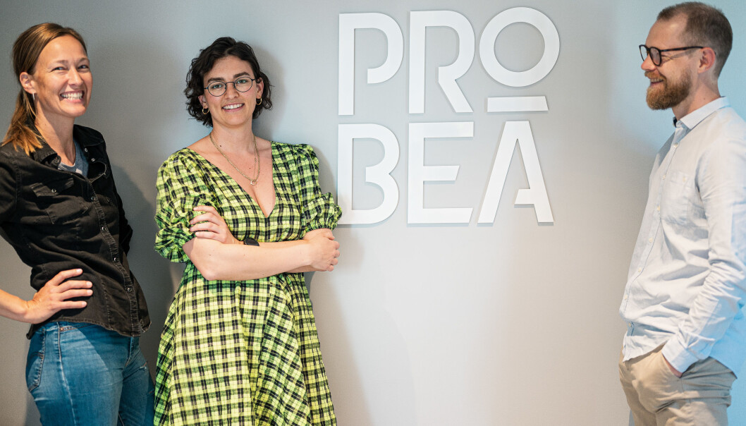Zahra Mekki (tv), Kathrine Heimdal og Mats Barstad Mathiesen går til Probea. Zahra Mekki (tv), Kathrine Heimdal og Mats Barstad Mathiesen går til Probea.