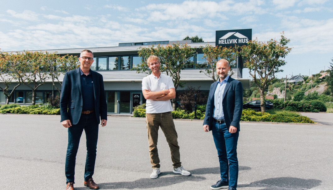 UTVIDER: Tore Vassvik, økonomisjef i Hellvik Gruppen, Svein Olav Aalgaard, daglig leder Aalgaard Bygg og Thor-Inge Thrana, adm. dir. i Hellvik Gruppen AS. UTVIDER: Tore Vassvik, økonomisjef i Hellvik Gruppen, Svein Olav Aalgaard, daglig leder Aalgaard Bygg og Thor-Inge Thrana, adm. dir. i Hellvik Gruppen AS.