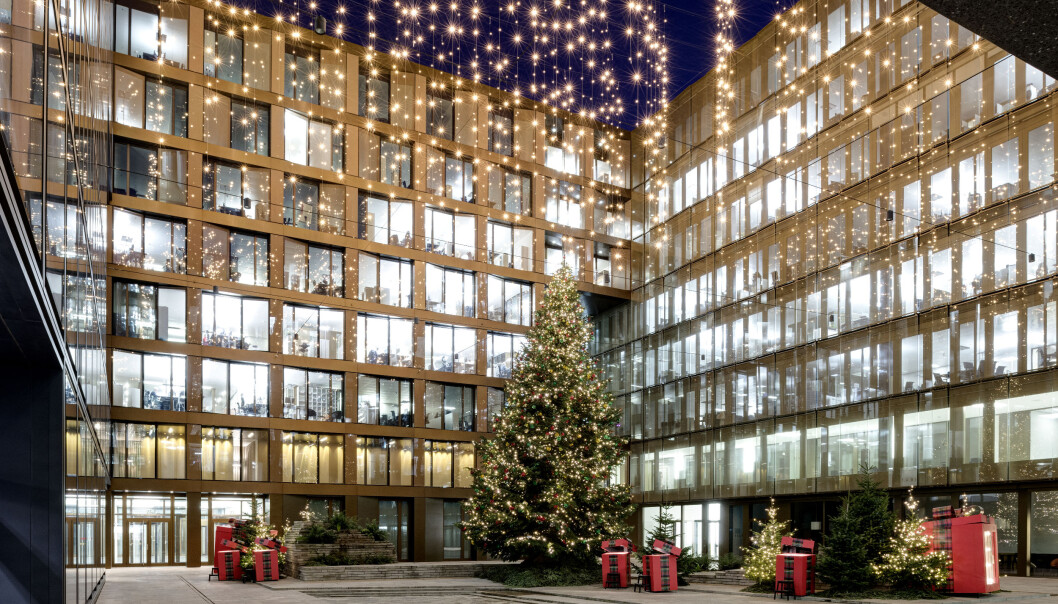 Lyset er kilden til alt MK Illumination gjør. Det vekker følelser. Lyset er kilden til alt MK Illumination gjør. Det vekker følelser.