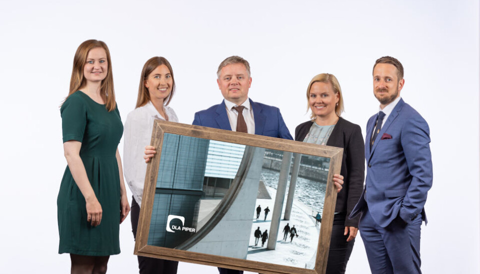 REDEGJØR FOR SEKSJONERING: F.v. fast advokat Helene Rolin, advokatfullmektig Hanne Hommedal, partner Thomas Håkonsen, senioradvokat Gro Hauge og partner Andreas Mello-Kildal, alle DLA Piper.