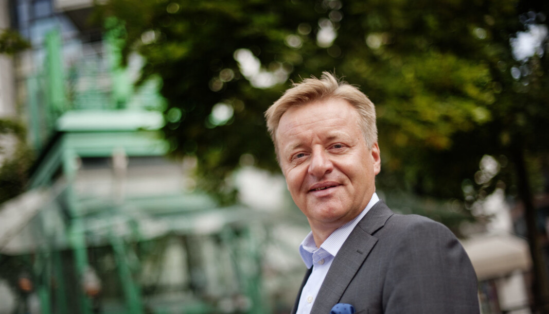 BELØNNER DE GRØNNE: Olav T. Løvstad i DNB vil belønne grønne eiendomsutviklere. BELØNNER DE GRØNNE: Olav T. Løvstad i DNB vil belønne grønne eiendomsutviklere.