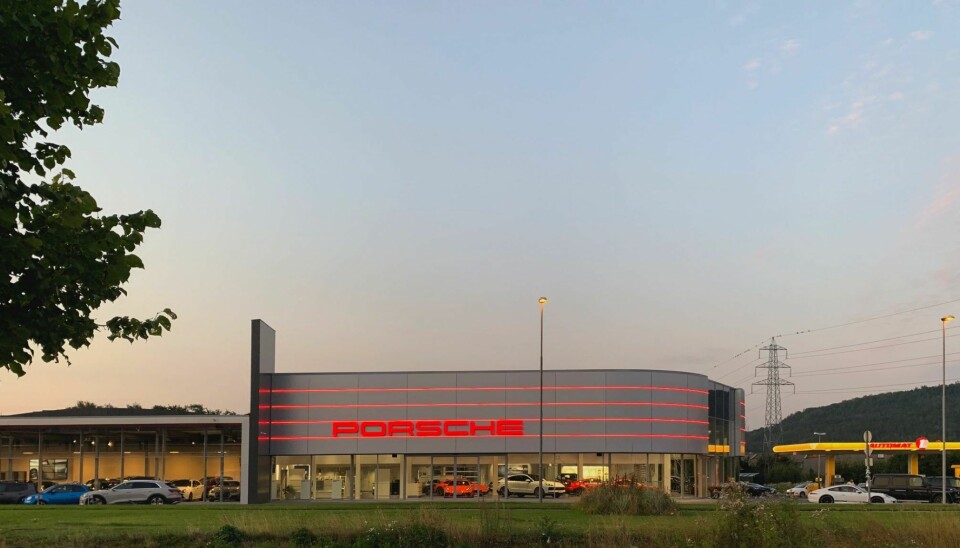 PORSCHE: En av eiendommene er leid ut til Porsche Center Porsgrunn.