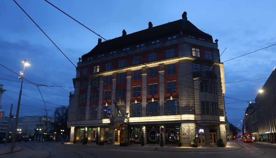 SVART: 2020 ble et marerittår for Peter Stordalens hotellkjede og mørket fortsetter med full styrke i år. SVART: 2020 ble et marerittår for Peter Stordalens hotellkjede og mørket fortsetter med full styrke i år.
