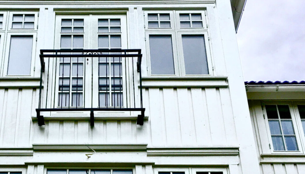 GROVT BEDRAGERI: Huseieren trodde han skulle få pusset opp huset. Arbeidene ble knapt utført, og i stedet ble han loppet for flere millioner kroner. (Ill. foto) GROVT BEDRAGERI: Huseieren trodde han skulle få pusset opp huset. Arbeidene ble knapt utført, og i stedet ble han loppet for flere millioner kroner. (Ill. foto)