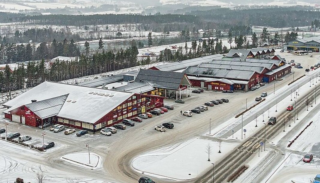 SELGES: Coop kvitter seg nå med hele senteret + naboeiendommen. SELGES: Coop kvitter seg nå med hele senteret + naboeiendommen.