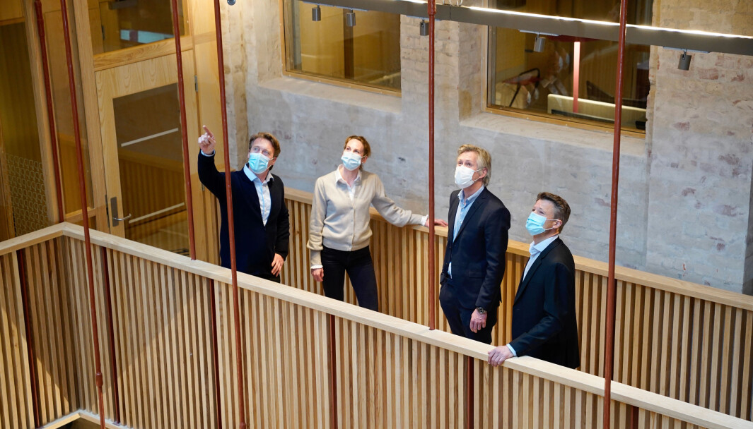 Fra venstre, Kenneth Harstad fra Aspelin Ramm, Kristina Løvenskiold fra Nordea, Christopher Utne fra Aspelin Ramm, Rune Nielsen fra Nordea. Foto: Øystein Løwer, Nordea Fra venstre, Kenneth Harstad fra Aspelin Ramm, Kristina Løvenskiold fra Nordea, Christopher Utne fra Aspelin Ramm, Rune Nielsen fra Nordea. Foto: Øystein Løwer, Nordea