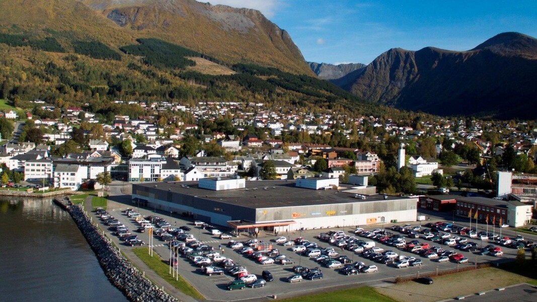 SENTRUM: Dette kjøpesenteret går nå mot nærmest en dobling av arealet, inkludert boliger i sjøkanten. SENTRUM: Dette kjøpesenteret går nå mot nærmest en dobling av arealet, inkludert boliger i sjøkanten.