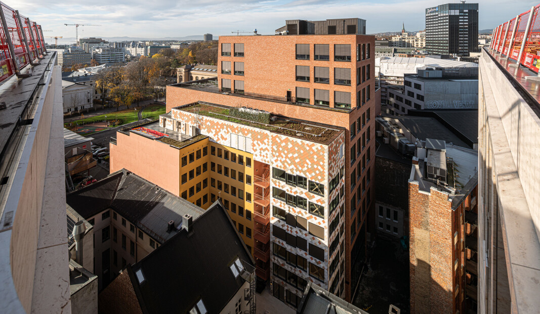 GRØNT: Ombruksbygget fikk kommunen til å ta frem heder og sjekkheftet. GRØNT: Ombruksbygget fikk kommunen til å ta frem heder og sjekkheftet.