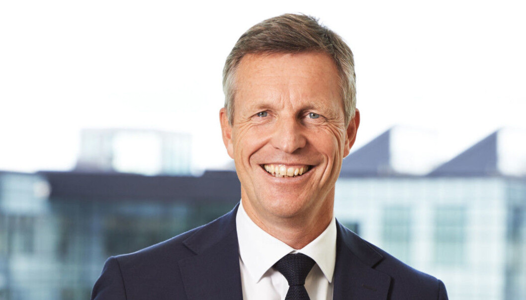 VAR UTE: Castellum-sjef Henrik Saxborn er plutselig med i kampen om Entra igjen etter å ha kjøpt seg opp til 18,2 prosent. VAR UTE: Castellum-sjef Henrik Saxborn er plutselig med i kampen om Entra igjen etter å ha kjøpt seg opp til 18,2 prosent.