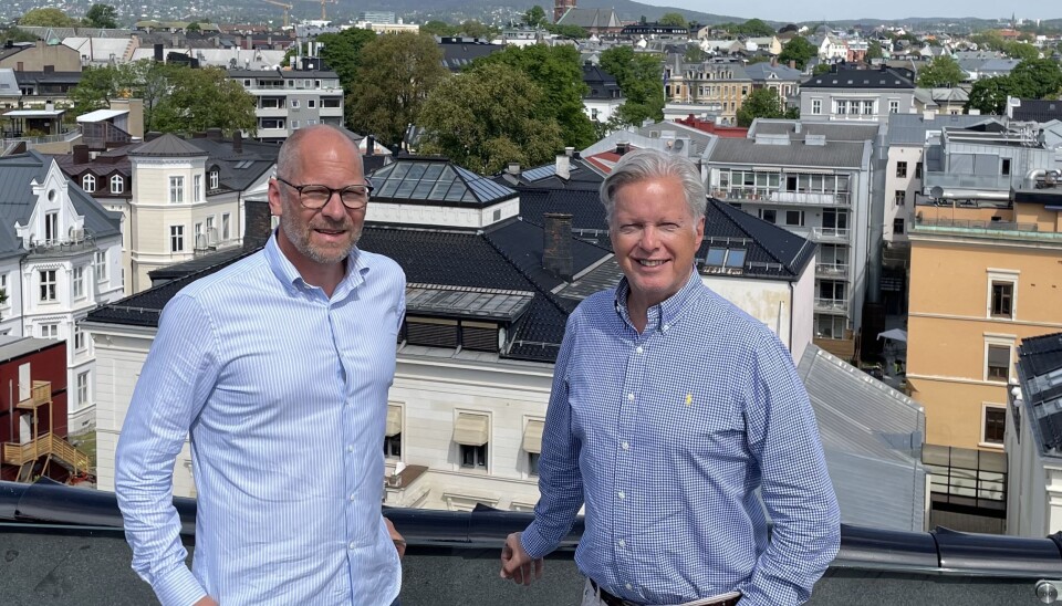 APP-BASERT LØSNING: Einar Marthinsen, gründer og daglig leder i Park It, og Helge Onsum, styreleder i Park It. Park It tilbyr gjennom sin app-baserte løsning en infrastruktur som gjør det enklere å finne parkeringsplass, å betale, lønnsomt for eiere av plasser, bra for handelsstanden og for klimaet.