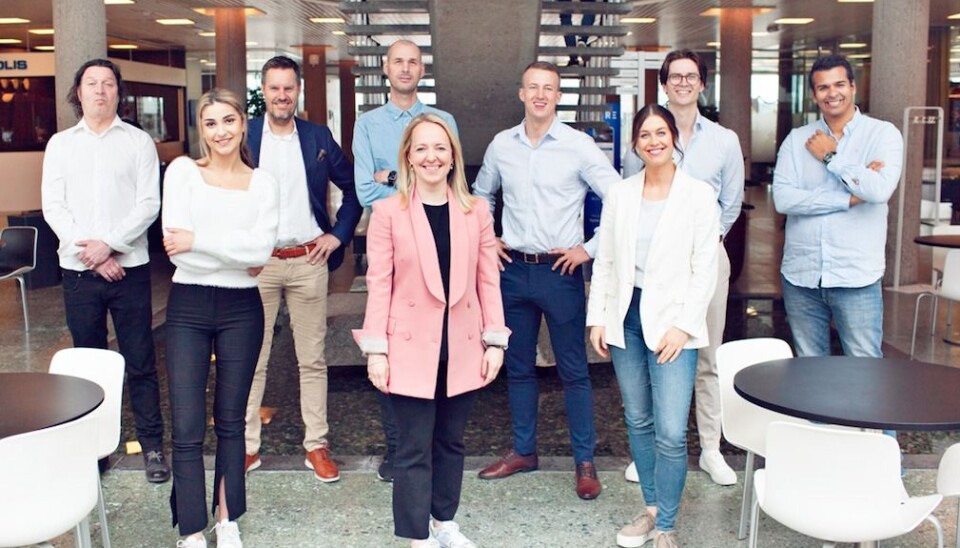 Teamet i Neowit: Fra venstre: Vidar Sebuøygard, Melissa Thorjussen, Patrik Forsberg, Ricardo Del Pozo, Ada Martine Jakobsen, Henrik Andersen, Hanna Elisabeth Lindland, André Aamelfot, Patrick Edwards. Teamet i Neowit: Fra venstre: Vidar Sebuøygard, Melissa Thorjussen, Patrik Forsberg, Ricardo Del Pozo, Ada Martine Jakobsen, Henrik Andersen, Hanna Elisabeth Lindland, André Aamelfot, Patrick Edwards.