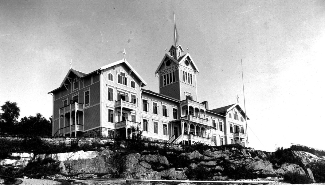 BORTE: Grand hotel forsvant i en kraftig brann i 1919 og ble ikke bygd opp igjen. BORTE: Grand hotel forsvant i en kraftig brann i 1919 og ble ikke bygd opp igjen.