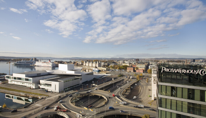 MASSIVT: På det meste kjørte 140.000 biler gjennom Bjørvika og skapte en effektiv barriere mot fjorden. Foto: OSU MASSIVT: På det meste kjørte 140.000 biler gjennom Bjørvika og skapte en effektiv barriere mot fjorden. Foto: OSU