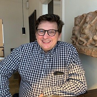 Finn Bernsen, Beliggenhet Holding Finn Bernsen, Beliggenhet Holding