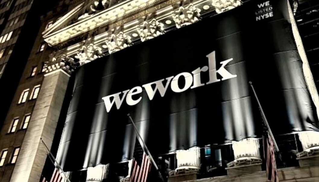 STERK ÅPNING: Fasit ved børs-avslutningen til WeWork var at kursen hadde gått opp 13,49 prosent. Grunnleggeren Adam Neumann var blant de som tjente godt på noteringen. (Foto: WeWork) STERK ÅPNING: Fasit ved børs-avslutningen til WeWork var at kursen hadde gått opp 13,49 prosent. Grunnleggeren Adam Neumann var blant de som tjente godt på noteringen. (Foto: WeWork)