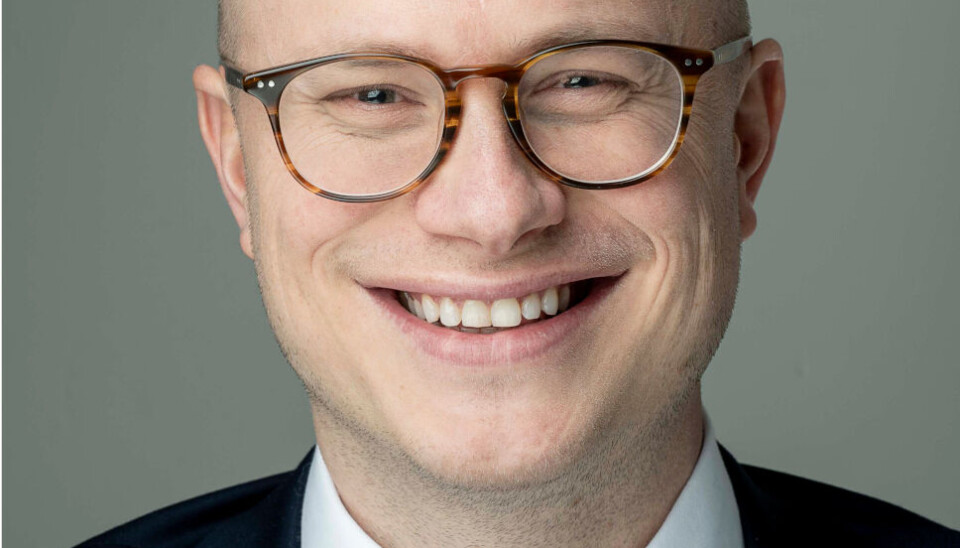 ADVOKAT: Fredrik Aasen. ADVOKAT: Fredrik Aasen.