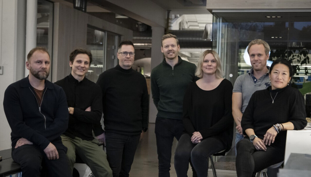 MER ANSVAR: Arcasas nyutnevnte assosierte partnere, f.v. Svein Hertel-Aas, Hauk Jonathan Lien, Luke Henley James, Truls Schiefloe Sandbakk, Jenny Andersson, Preben Berthelsen Bie og Anne Lee Holm. MER ANSVAR: Arcasas nyutnevnte assosierte partnere, f.v. Svein Hertel-Aas, Hauk Jonathan Lien, Luke Henley James, Truls Schiefloe Sandbakk, Jenny Andersson, Preben Berthelsen Bie og Anne Lee Holm.