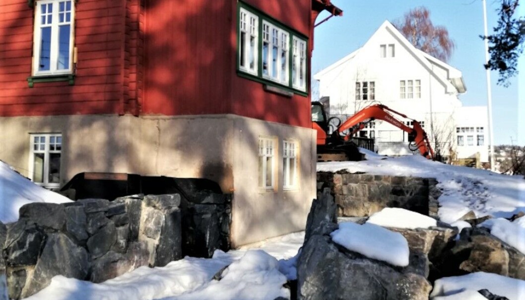 ULOVLIGE TILTAK: Kommunen klandrer huseieren for ulovlige tiltak, blant annet ved at det er etablert flere boenheter i kjeller uten at det er omsøkt. (Foto: Bærum kommune byggesak) ULOVLIGE TILTAK: Kommunen klandrer huseieren for ulovlige tiltak, blant annet ved at det er etablert flere boenheter i kjeller uten at det er omsøkt. (Foto: Bærum kommune byggesak)