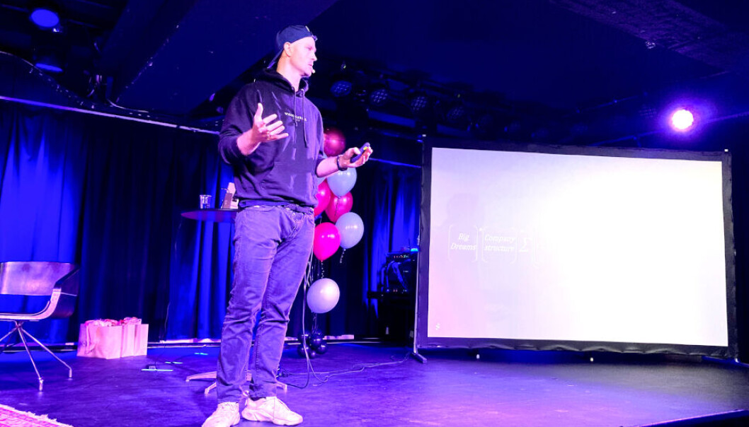 LØNNSOM EXIT: Proptech-gründer Anders Kvåle tjente godt på salget av Spacemaker. På UiN-konferansen fortalte han om hvilke kriterier som må til for å nå til topps. LØNNSOM EXIT: Proptech-gründer Anders Kvåle tjente godt på salget av Spacemaker. På UiN-konferansen fortalte han om hvilke kriterier som må til for å nå til topps.