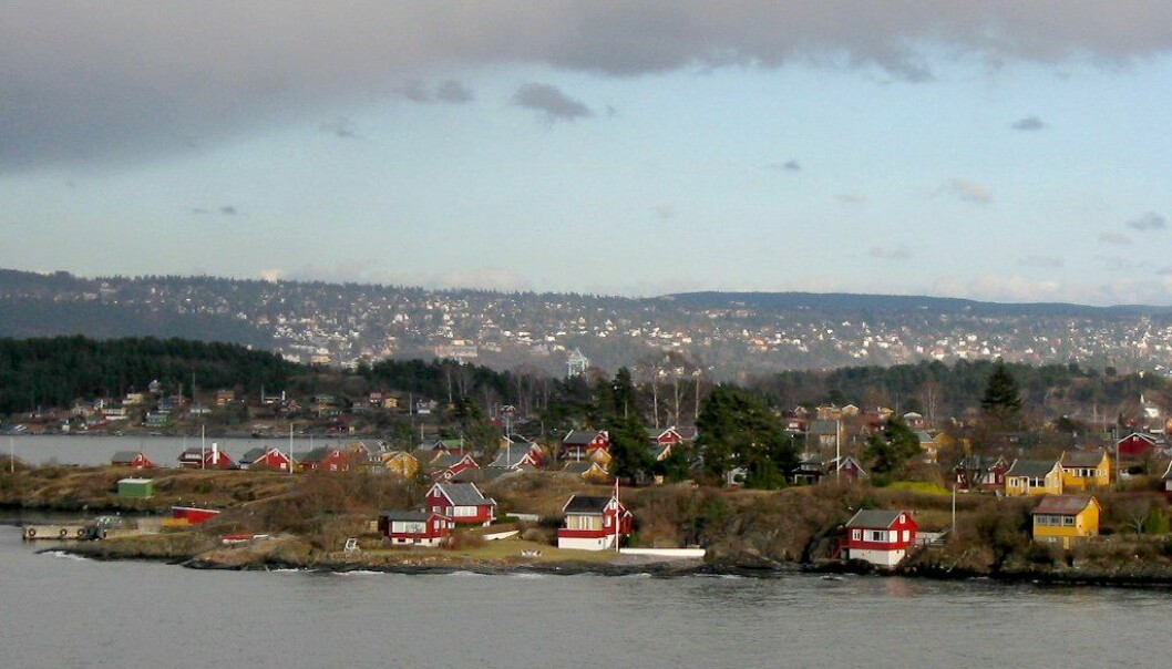 FORTSATT PLATTDANS: Oslo kommune led fullt nederlag i rettssaken mot hytteeieren på Nakholmen. Her øya sett fra vest. (Wikimedia/Tomasz Sienicki/CC BY 2.5)