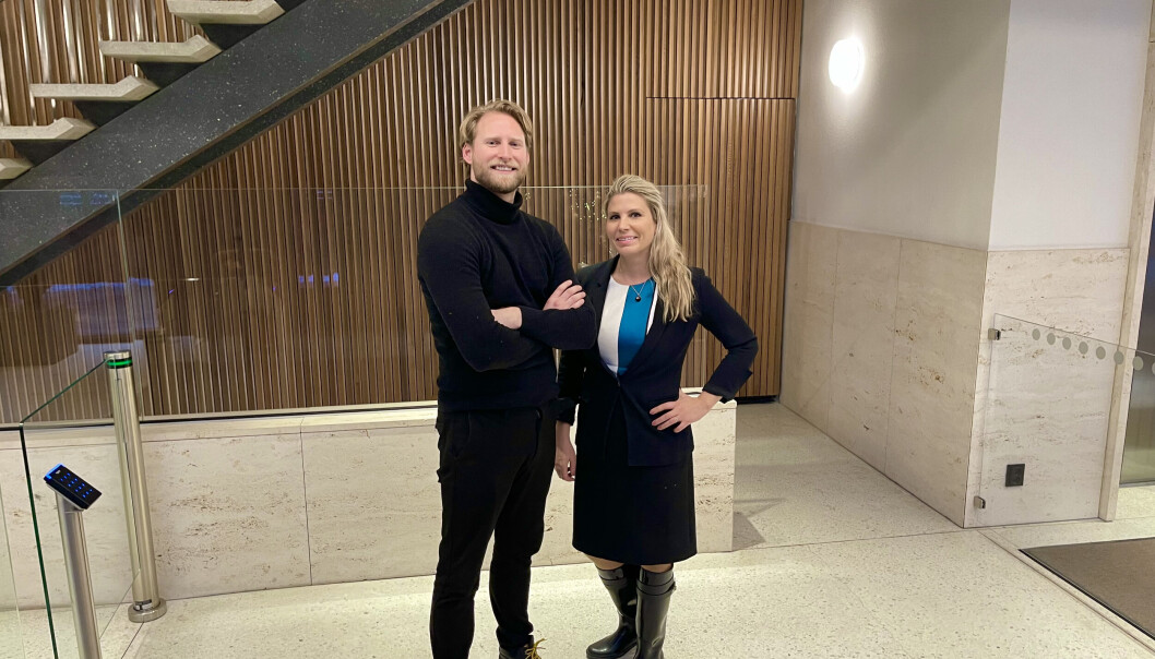 STERKERE SAMMEN: Simen Krogh, Head of Growth i Newsec Maps og Linda Jensen, kommersiell direktør i Enin har inngått et strategisk partnerskap. STERKERE SAMMEN: Simen Krogh, Head of Growth i Newsec Maps og Linda Jensen, kommersiell direktør i Enin har inngått et strategisk partnerskap.