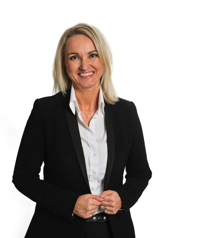 Merethe Lunden Andreassen, Eiendomsmegler 1. Merethe Lunden Andreassen, Eiendomsmegler 1.
