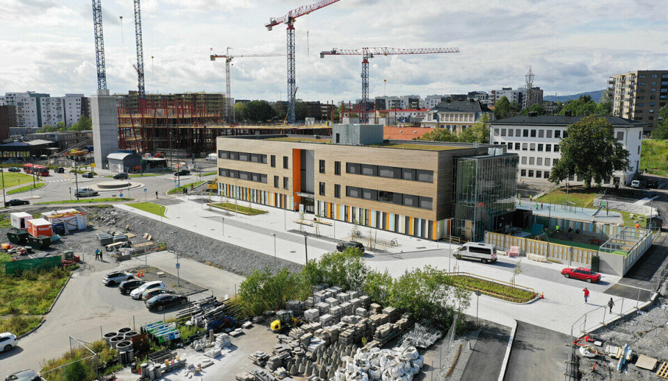 KRAV: WK Entreprenør krever flere titalls millioner kroner fra Oslo kommune etter oppføringen av Løren skole. Kommunen har på sin side kontret med motkrav og krav om innsyn i prosjektregnskapene til entreprenøren. Skjermdump: WK Entreprenør. KRAV: WK Entreprenør krever flere titalls millioner kroner fra Oslo kommune etter oppføringen av Løren skole. Kommunen har på sin side kontret med motkrav og krav om innsyn i prosjektregnskapene til entreprenøren. Skjermdump: WK Entreprenør.