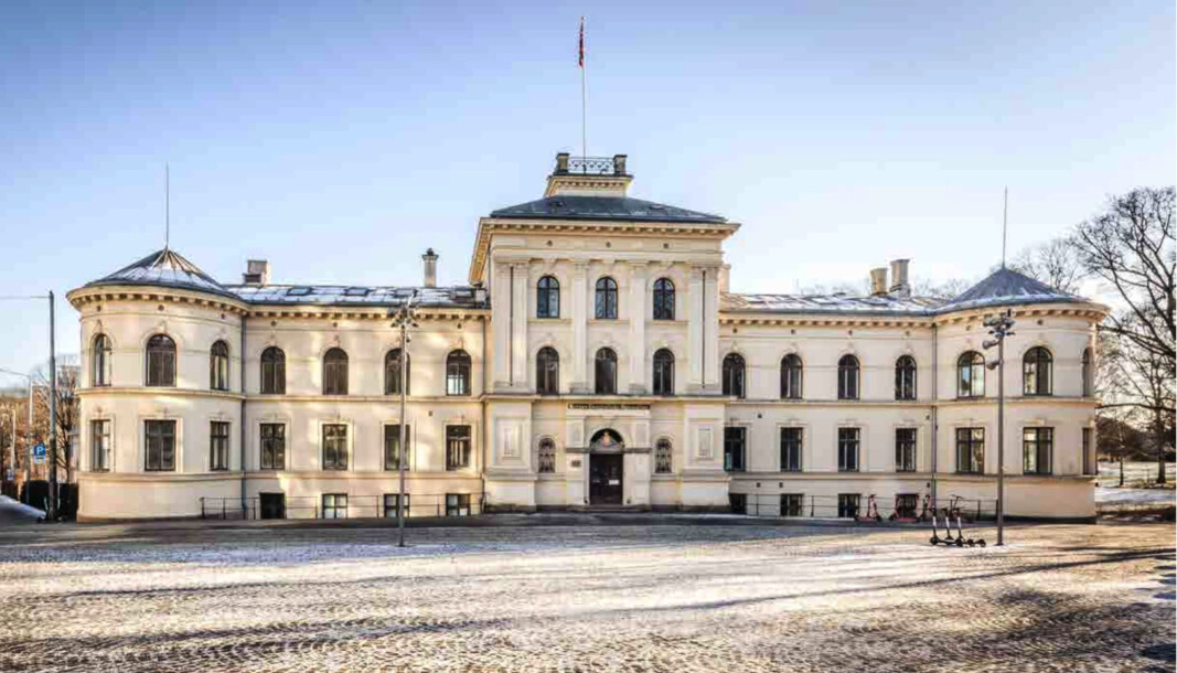 ANNO 1880: Hovedbygning og anneks ble bygget for Norges Geografiske Oppmåling (nåværende Statens kartverk) og det nyopprettete Statistisk sentralbyrå. ANNO 1880: Hovedbygning og anneks ble bygget for Norges Geografiske Oppmåling (nåværende Statens kartverk) og det nyopprettete Statistisk sentralbyrå.
