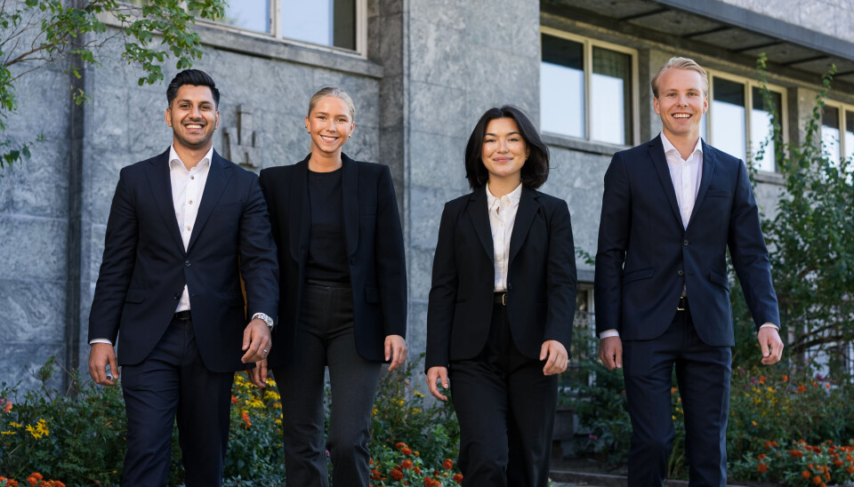 NY KVARTETT: Ali-Hassan Anwar (tv) Marte Slettvold Larsgaard, Sonja Huang og Sander Oxholm Meisingset har begynt i Cushman & Wakefield Realkapital. NY KVARTETT: Ali-Hassan Anwar (tv) Marte Slettvold Larsgaard, Sonja Huang og Sander Oxholm Meisingset har begynt i Cushman & Wakefield Realkapital.