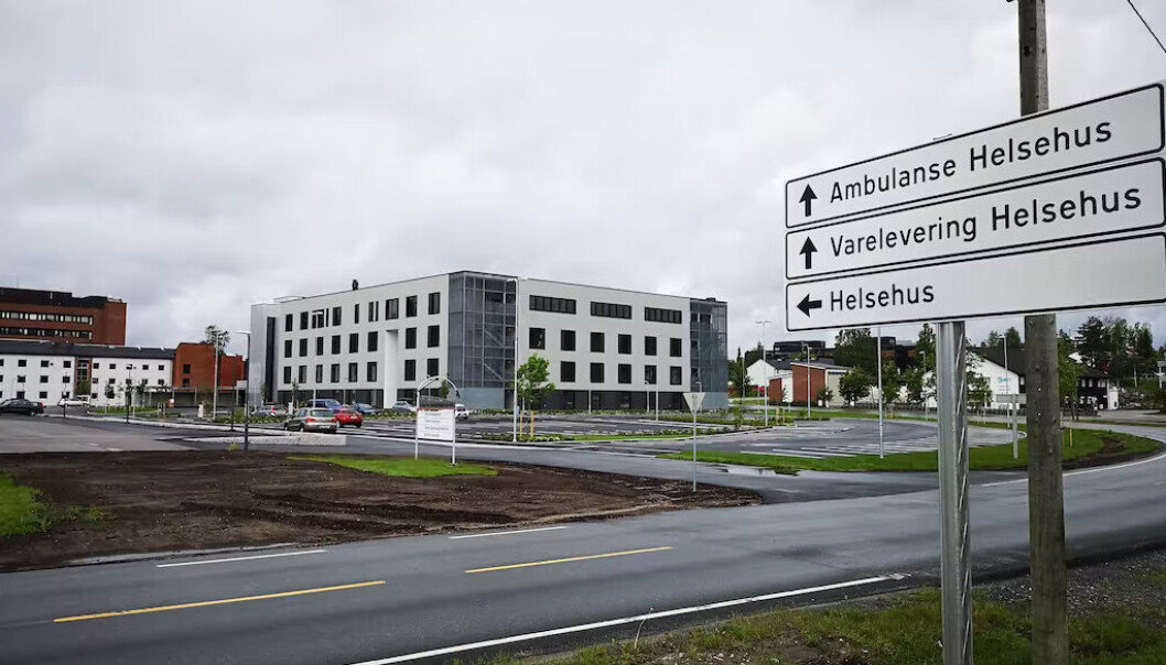 FATAL FEILKOBLING: Under oppføringen av dette helsebygget på Elverum ble én ledning feilkoblet. Det ledet til brann, og nå er elektrikerfirmaet som utførte el-firmaet dømt til å betale erstatning. Foto: Elverum kommune FATAL FEILKOBLING: Under oppføringen av dette helsebygget på Elverum ble én ledning feilkoblet. Det ledet til brann, og nå er elektrikerfirmaet som utførte el-firmaet dømt til å betale erstatning. Foto: Elverum kommune