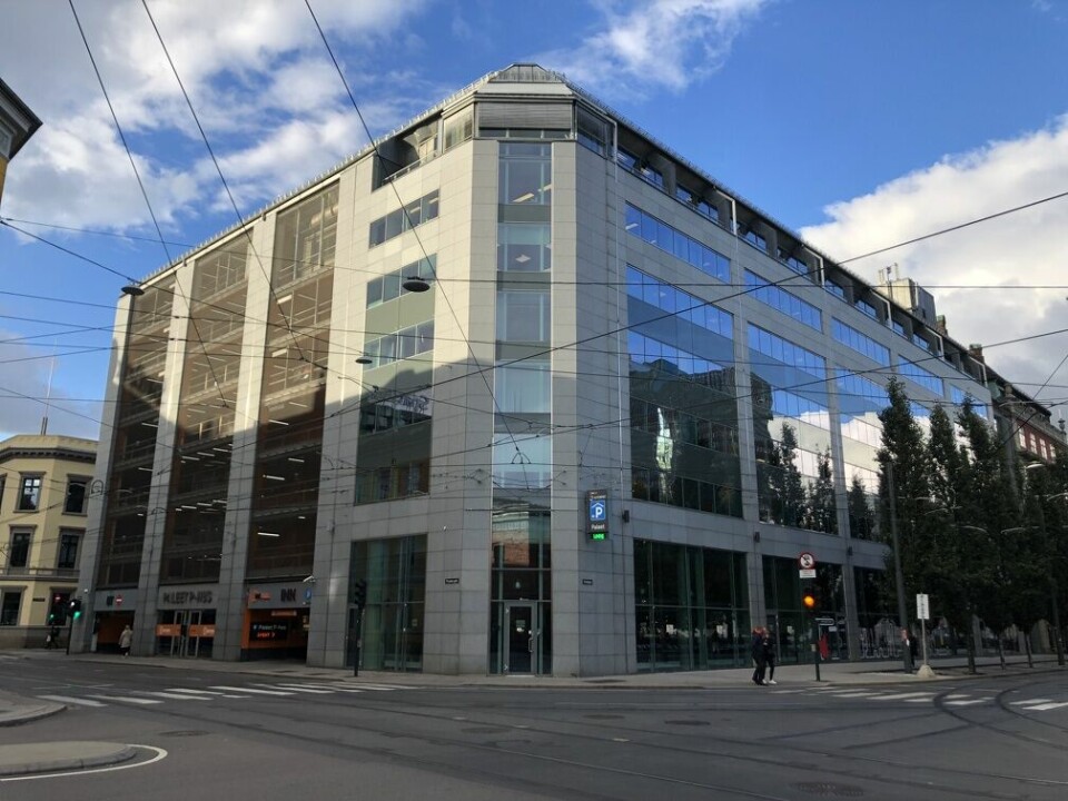 16.200 KVM: Strandgata 19 har i dag et areal på 16.200 kvadratmeter fordelt på 9 etasjer (15 plan med parkering).