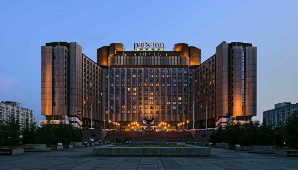 STØRST: Det største hotellet i porteføljen som selges, er Park Inn by Radisson Pribaltiyskaya Hotel & Congress Center i St. Petersburg. Eiendommen har et samlet areal på 104.000 og huser 1.178 rom.