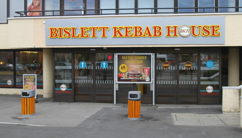 FAMILIEDYNASTI: Konsernet som har slått seg opp på kebabsjapper, som denne på Kalbakken i Oslo, kjøper også mange næringseiendommer.
