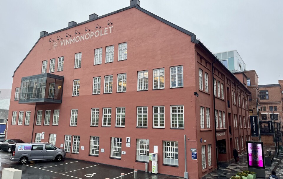 NYTT LIV: Hele dette bygget, unntatt grunnplanet, skal oppdateres. Bryggegata 9. Foto: Tore Årdal