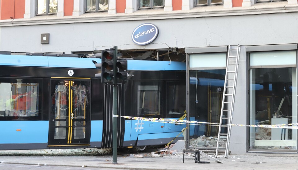 SKADER: Den gamle forretningsgården har fått hard medfart Storgata 17