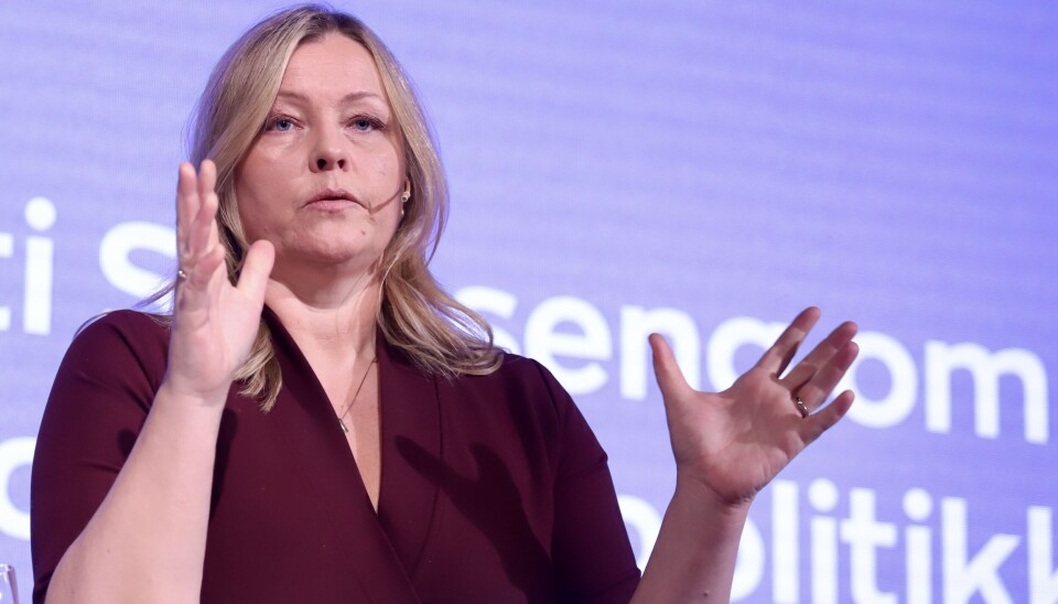 TYDELIGERE: Kommunalminister Kjersti Stenseng vil ha tydeligere forskriftskrav. Kjersti Stenseng. Foto: Glen Widing