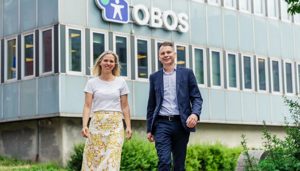 AVTALE: Marianne Gjertsen Ebbesen, konserndirektør Boligutvikling Trehus i OBOS og Rasmus Nord, administrerende direktør i Sweco Norge.