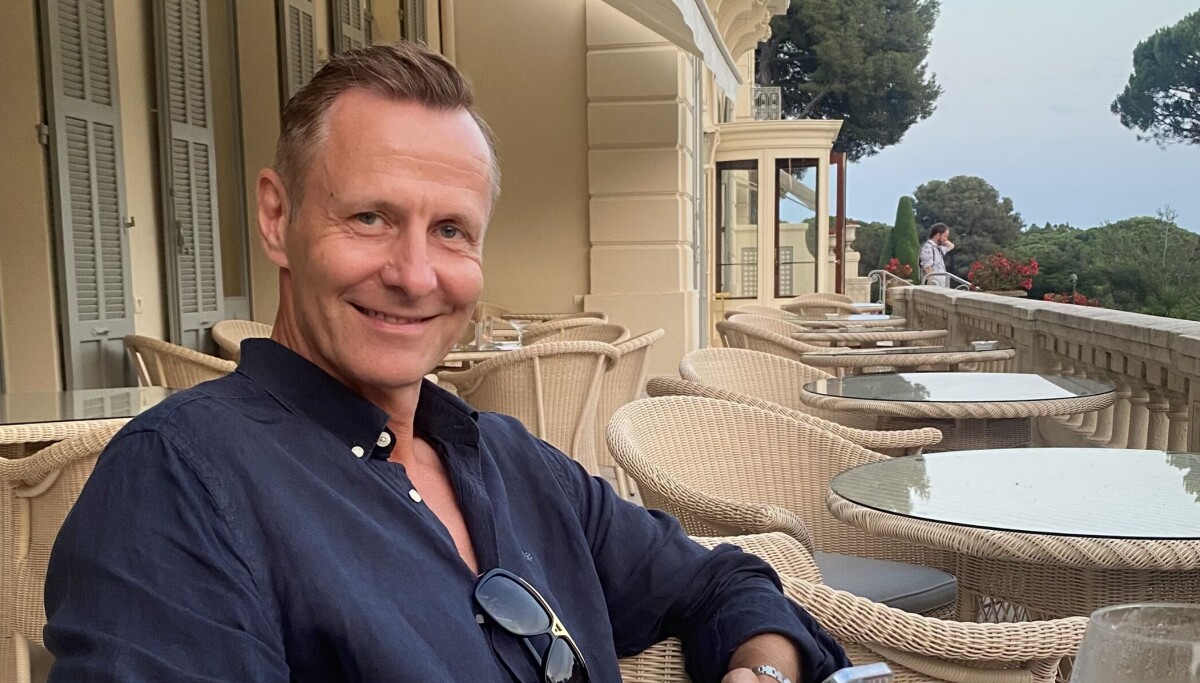 Matias Riise Riisnes Riise i riviera-modus: – Rosé i hånda, sigar i den andre
