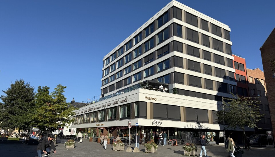 SOLGT: Strømsø Torg 4 har fått nye eiere.